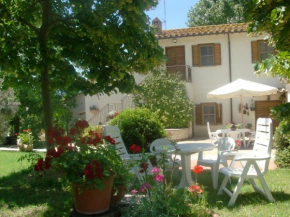 Гостиница Bed And Breakfast Casale Isorella  Сан Джемини